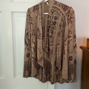 Flowy cardigan, fun design